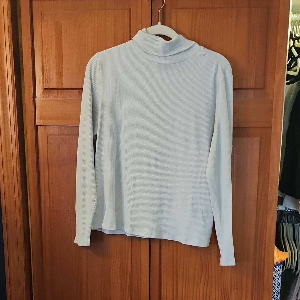 Old Navy Gray Ribbed Fitted Long Sleeve Tee